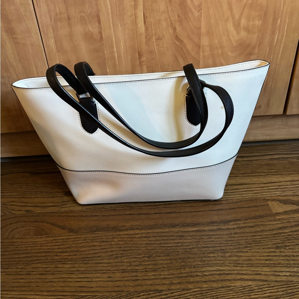Kate Spade Black and White Women's Tote - Picture 5 of 13